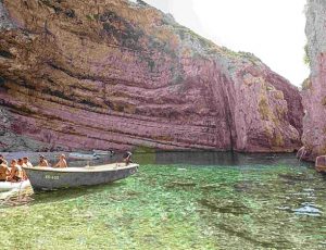 1.-Stiniva-Vis_Nikola-Matic