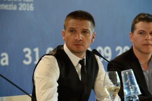 30064-Press_Conference_-_Arrival_-_Jeremy_Renner_-_la_Biennale_di_Venezia_-_foto_ASAC