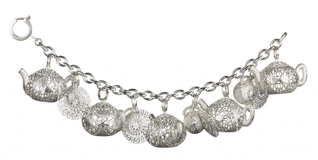 fn_mumati-gioielli_bracciale-prendiamo-un-te-a-lecce