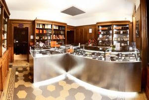 bottega-via-lagrange-torino